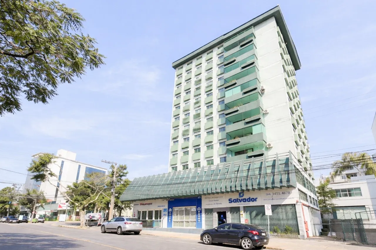 Apartamento de 03 Dormitórios no bairro Cidade Alt