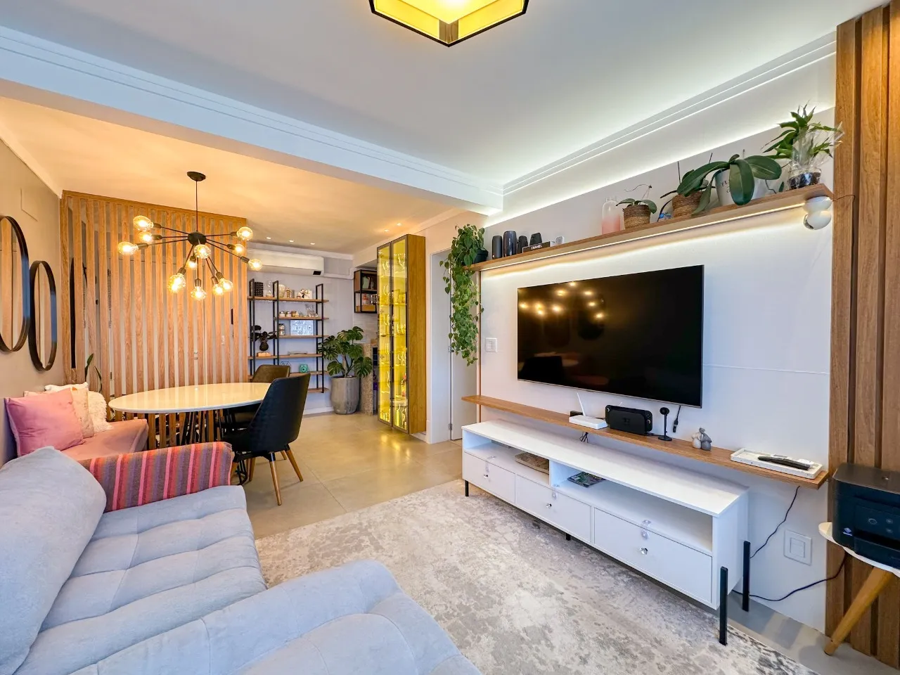 Apartamento 02 Dormitórios no São Francisco