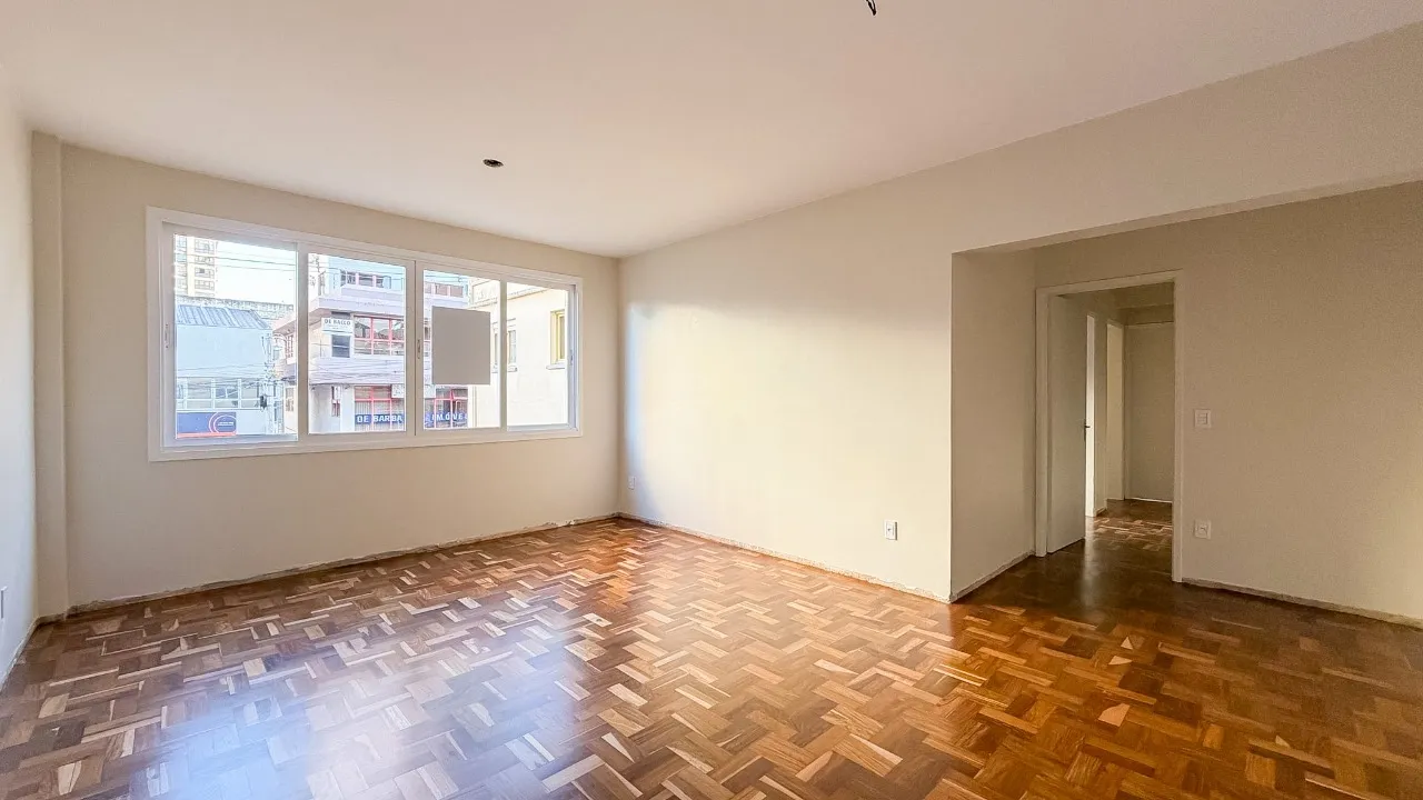 Apartamento 03 Dormitórios no Centro