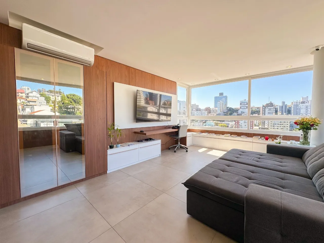 Apartamento de 3 Dormitórios no São Francisco