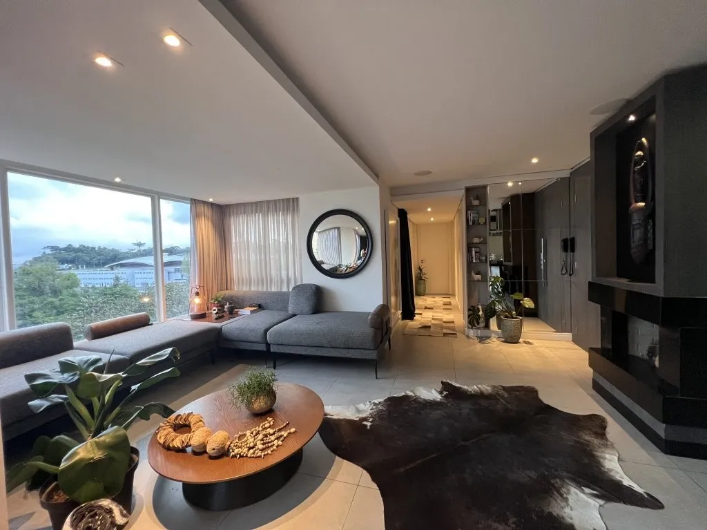 Apartamento 1 por andar - 2 suítes - Villa Horn