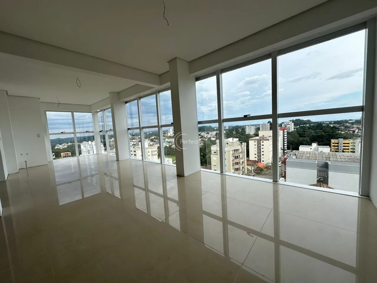 Apartamentos - 3 dormitórios - Villagio Iguatemi