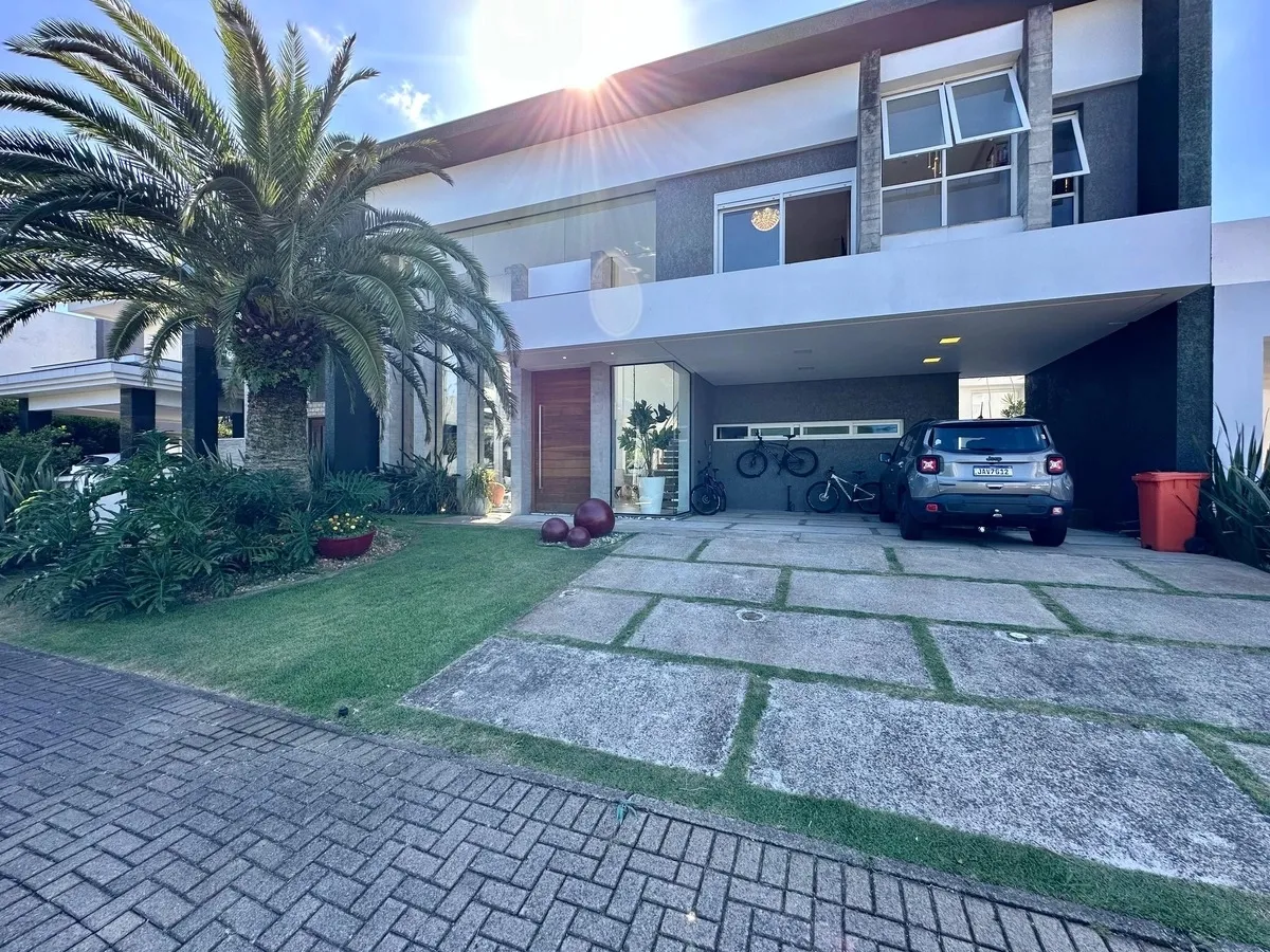 Excelente sobrado à venda no condomínio Velas da Marina
